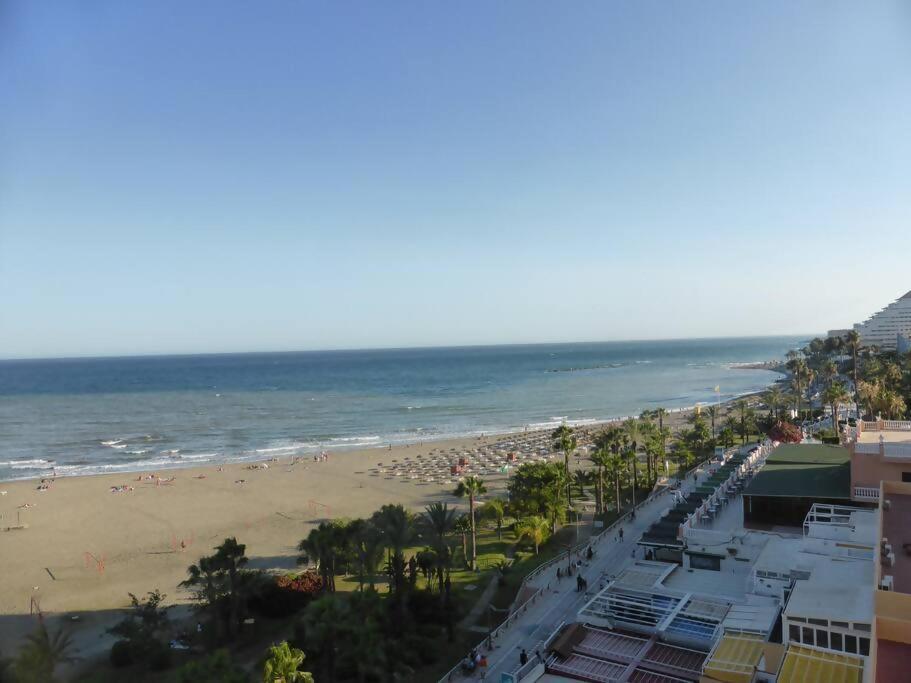 Estudio Nefeli Primera Linea Playa Amazing Views Benalmadena Bagian luar foto