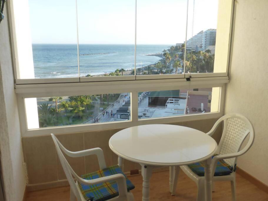 Estudio Nefeli Primera Linea Playa Amazing Views Benalmadena Bagian luar foto