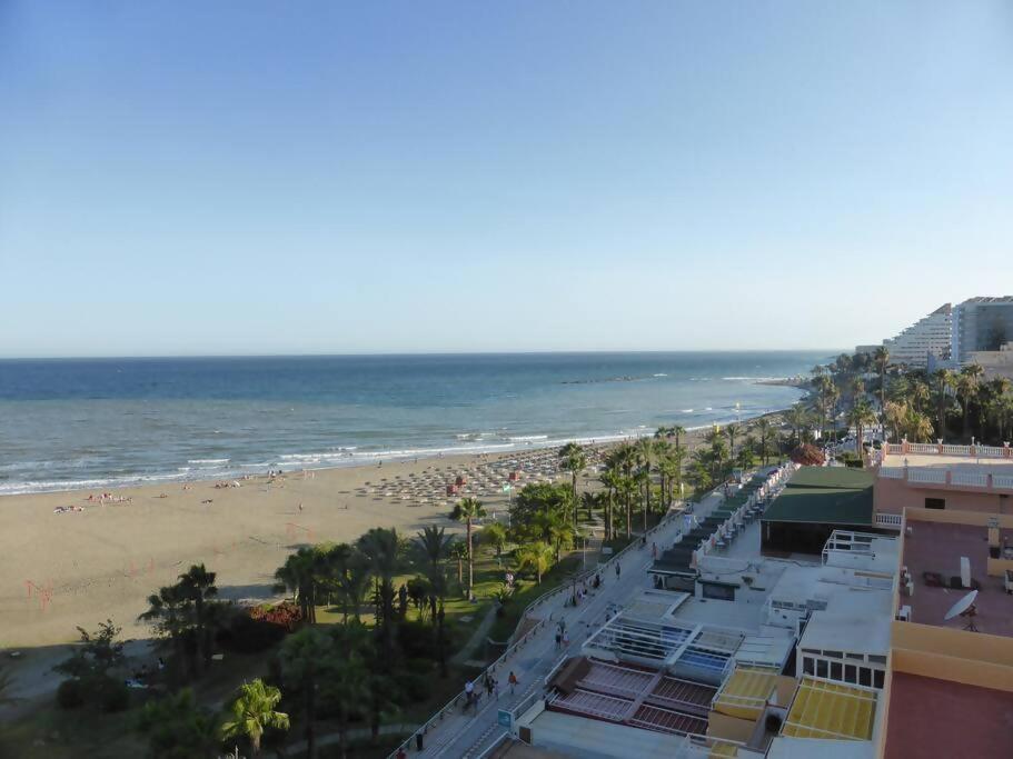 Estudio Nefeli Primera Linea Playa Amazing Views Benalmadena Bagian luar foto
