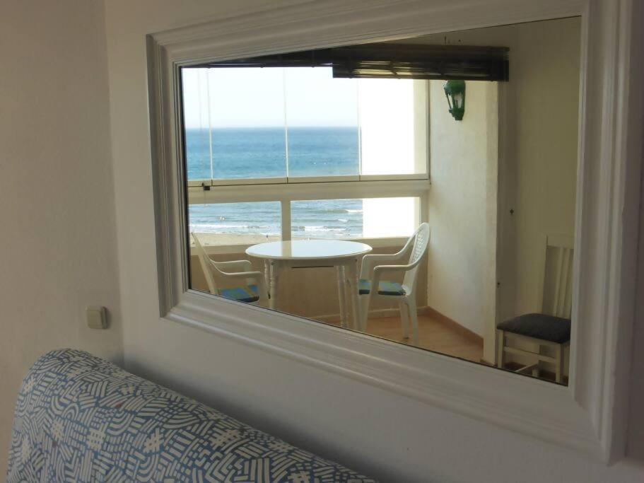 Estudio Nefeli Primera Linea Playa Amazing Views Benalmadena Bagian luar foto
