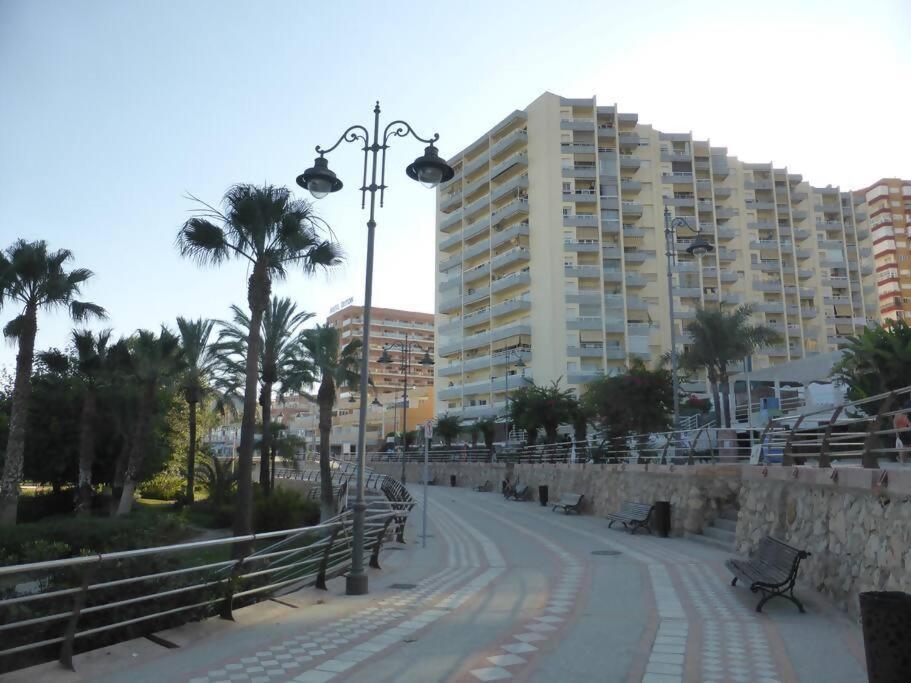 Estudio Nefeli Primera Linea Playa Amazing Views Benalmadena Bagian luar foto