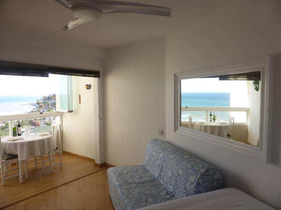 Estudio Nefeli Primera Linea Playa Amazing Views Benalmadena Bagian luar foto