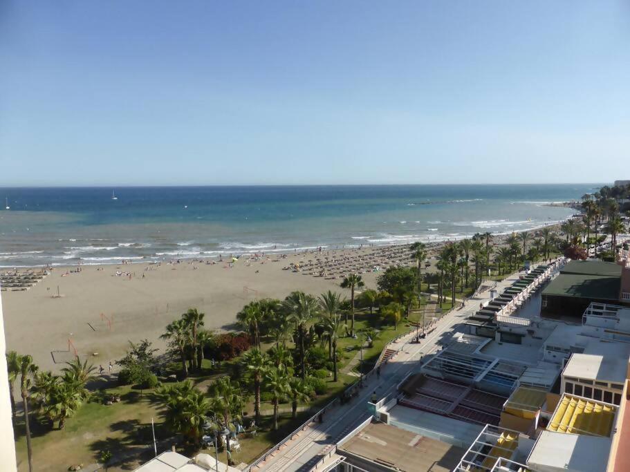 Estudio Nefeli Primera Linea Playa Amazing Views Benalmadena Bagian luar foto